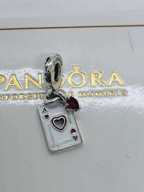 Pandora Disney Villains Queen of Hearts Double Dangle Charm